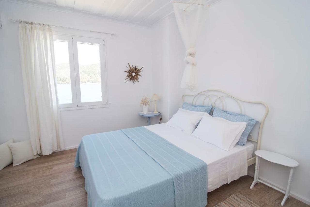 Вілла Cavos Seaside House Ваті Екстер'єр фото
