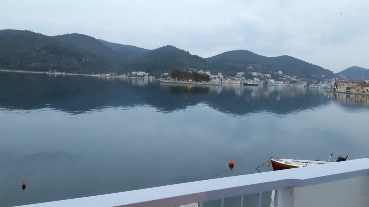 Вілла Cavos Seaside House Ваті Екстер'єр фото