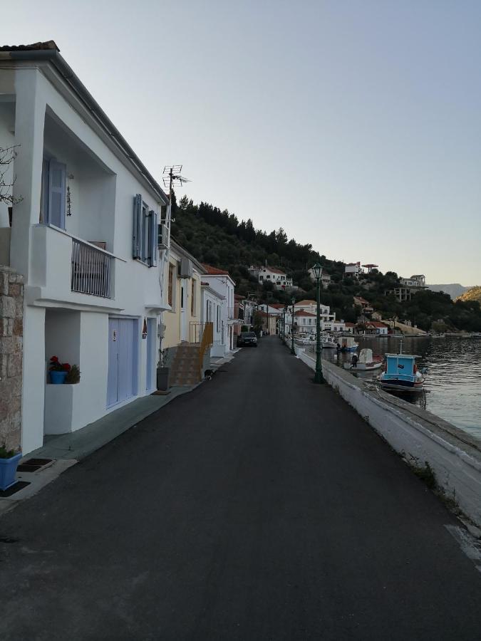 Вілла Cavos Seaside House Ваті Екстер'єр фото